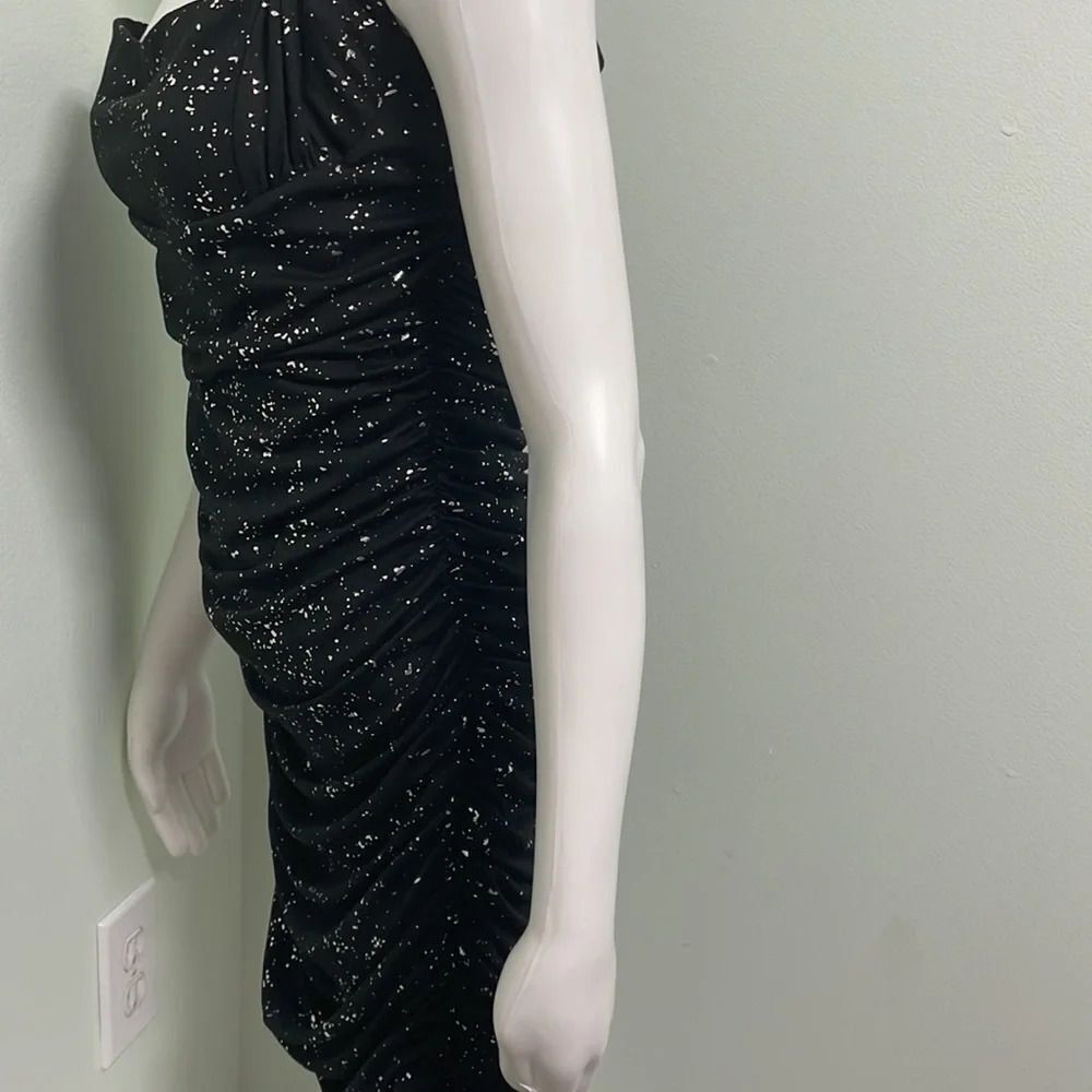 Lucy in the sky Black dress w/ silver sparkles - Picture 6 of 10